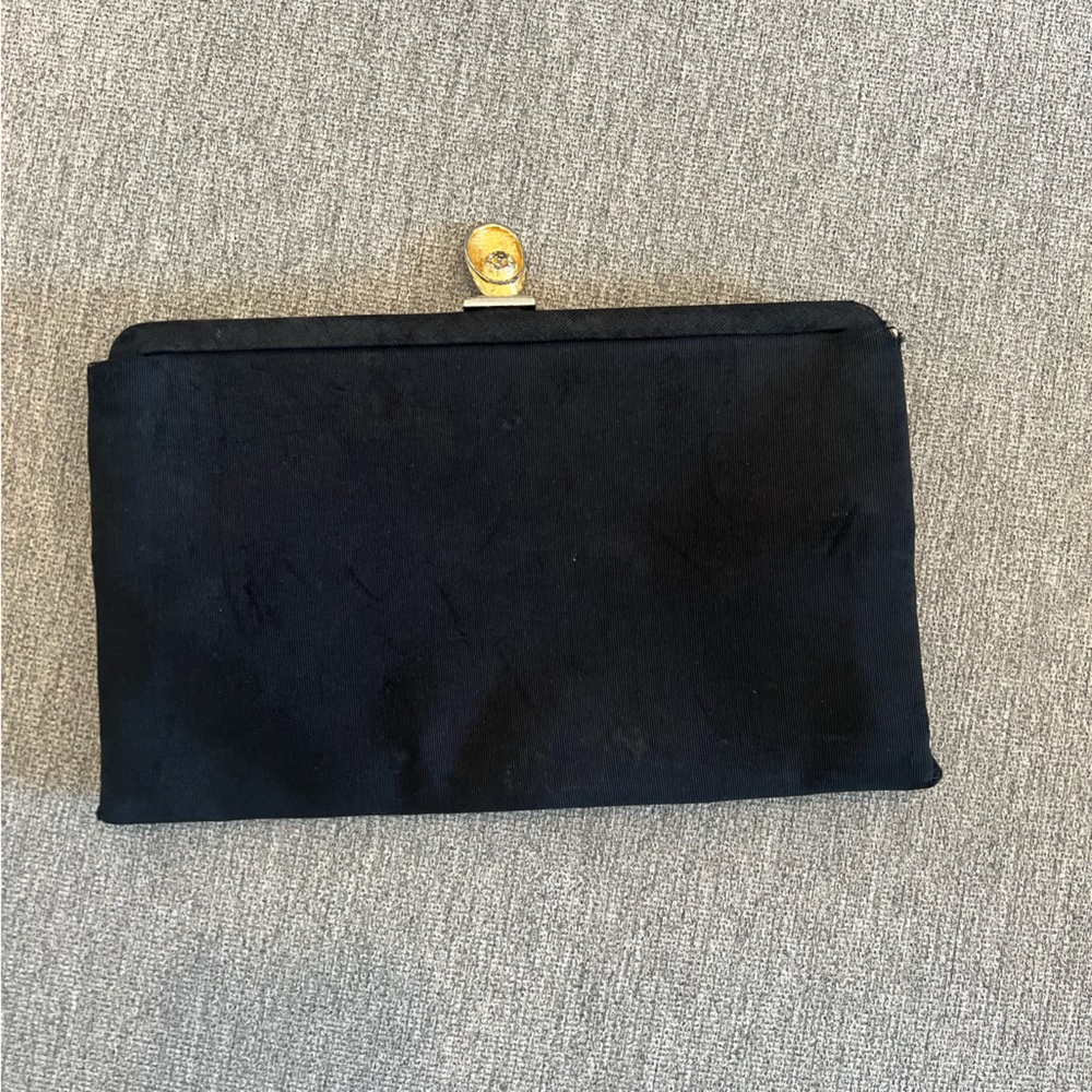 Elegant Black Wallet with Gold Clasp